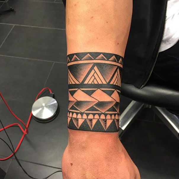 60 Hottest Armband Tattoo Designs for Men