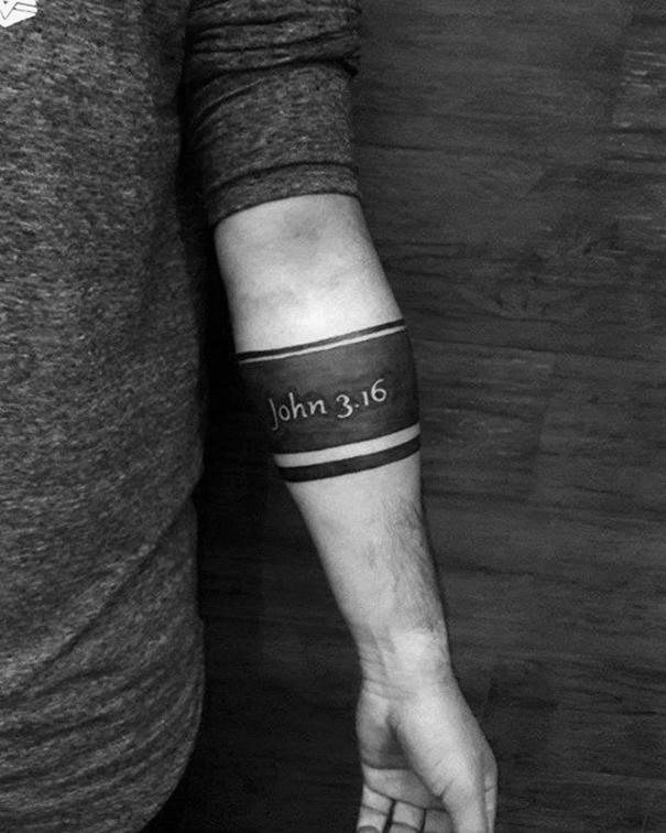 60 Hottest Armband Tattoo Designs for Men