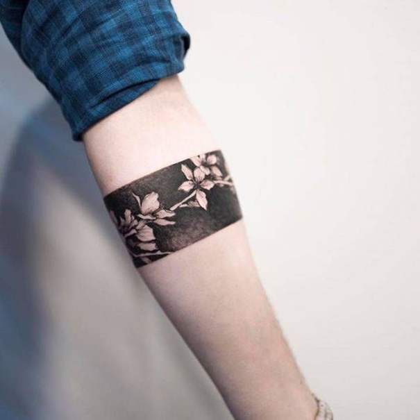 60 Hottest Armband Tattoo Designs for Men