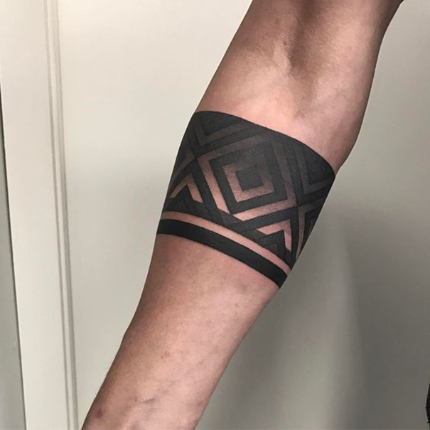 60 Hottest Armband Tattoo Designs for Men