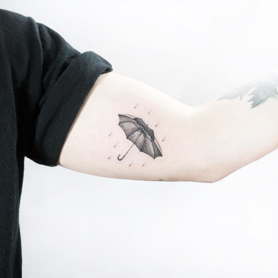 26 Outstanding Umbrella Tattoo Design Art Ideas