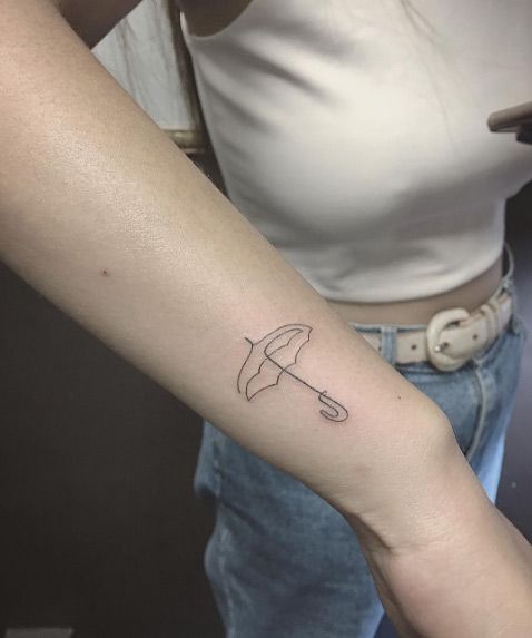 26 Outstanding Umbrella Tattoo Design Art Ideas