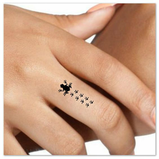30+ Cutest Lucky Frog Tattoos 2022