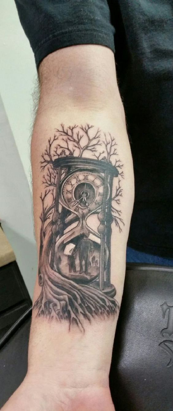 Unique Hourglass Tattoo Designs 2022