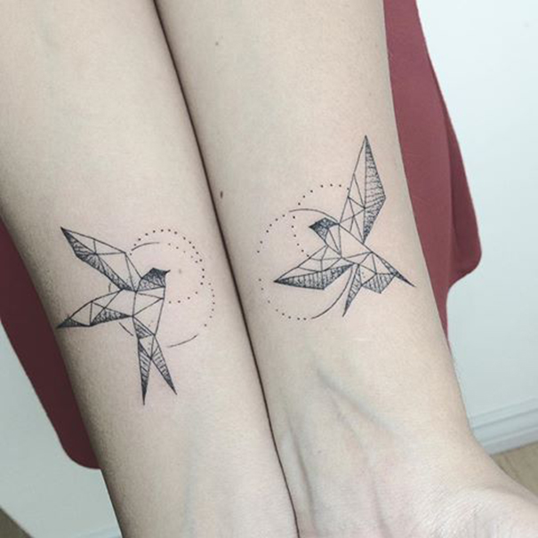 Most Popular Hummingbird Tattoo Designs & Meaning