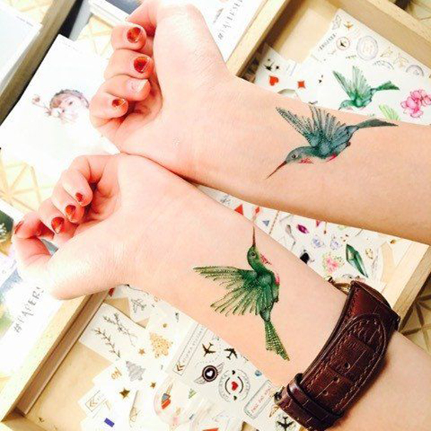 Most Popular Hummingbird Tattoo Designs & Meaning