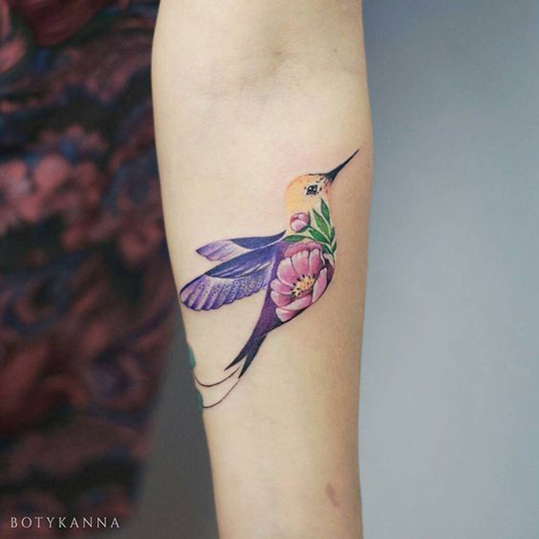 Most Popular Hummingbird Tattoo Designs & Meaning