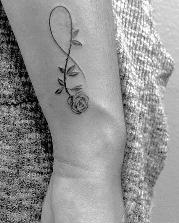50 Romantic Infinity Sign Tattoos