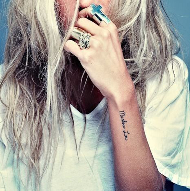 25+ Beautiful Name Tattoo Designs