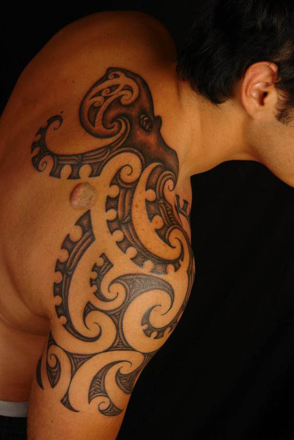30+Amazing Octopus Tattoo Designs