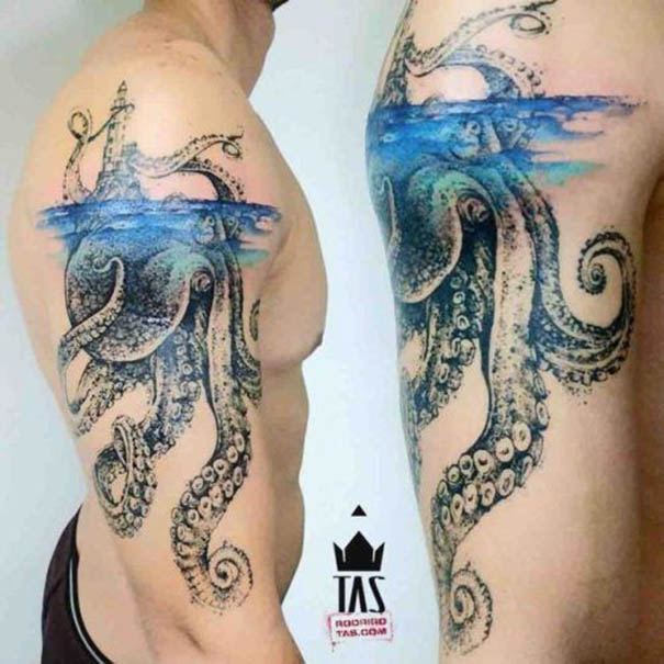 30+Amazing Octopus Tattoo Designs