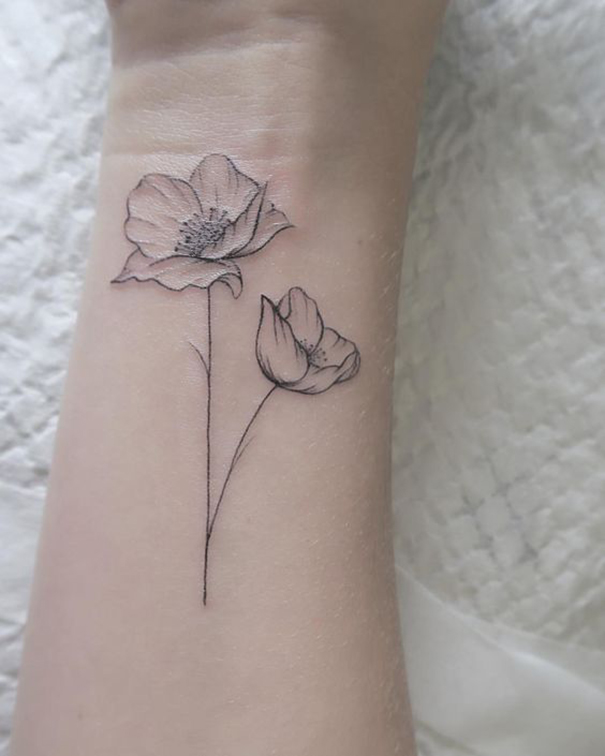 Women Poppy Flower Tattoos