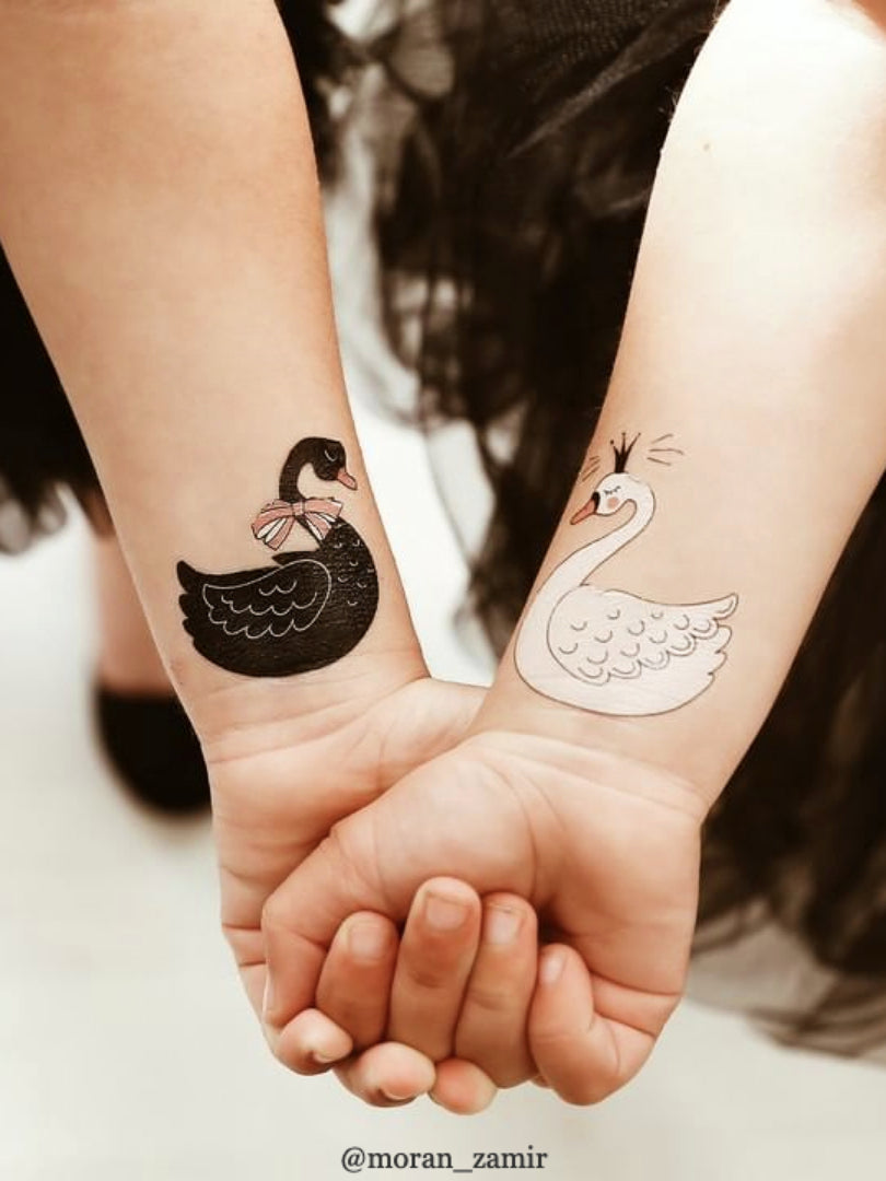 30+ Dazzling and Eye-Catching Swan Tattoo Designs