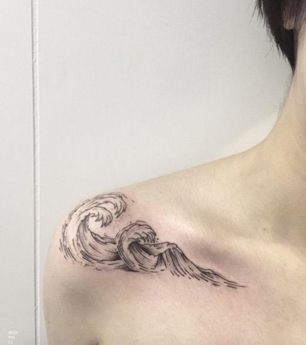 60 Perfect Wave Tattoo Designs
