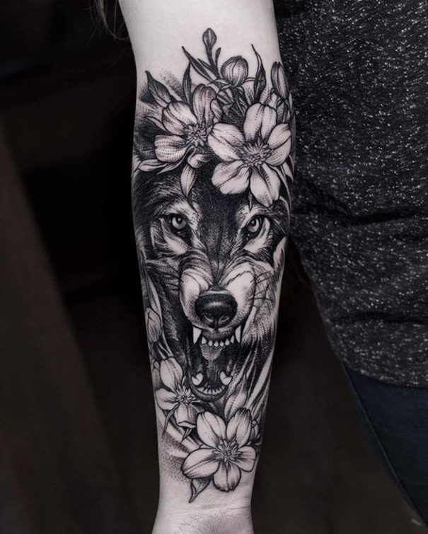 Impressive Wolf Tattoo Designs & Meaning