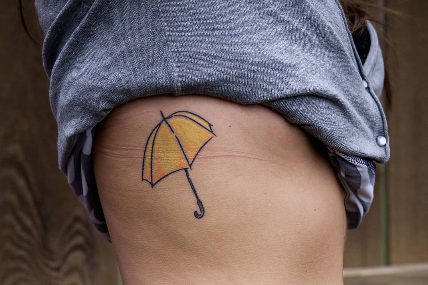 26 Outstanding Umbrella Tattoo Design Art Ideas