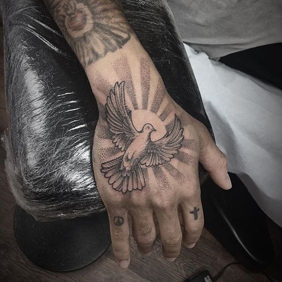 20+ Most Beautiful Dove Tattoo Designs and Their Meanings