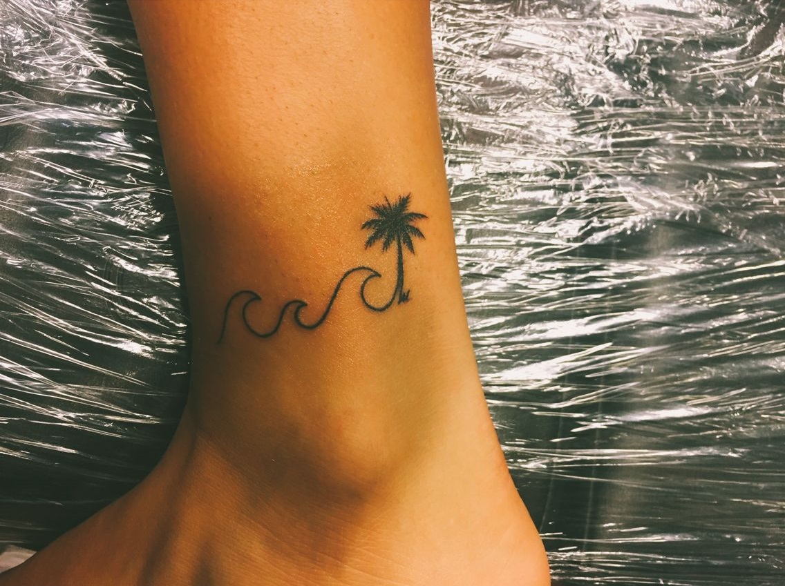 Magnificent Ankle tattoo Designs For Women